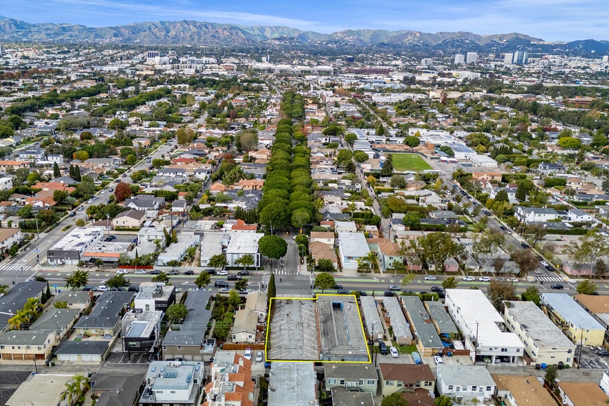 2338 Ocean Park Blvd, Santa Monica, CA for sale - Building Photo - Image 3 of 16