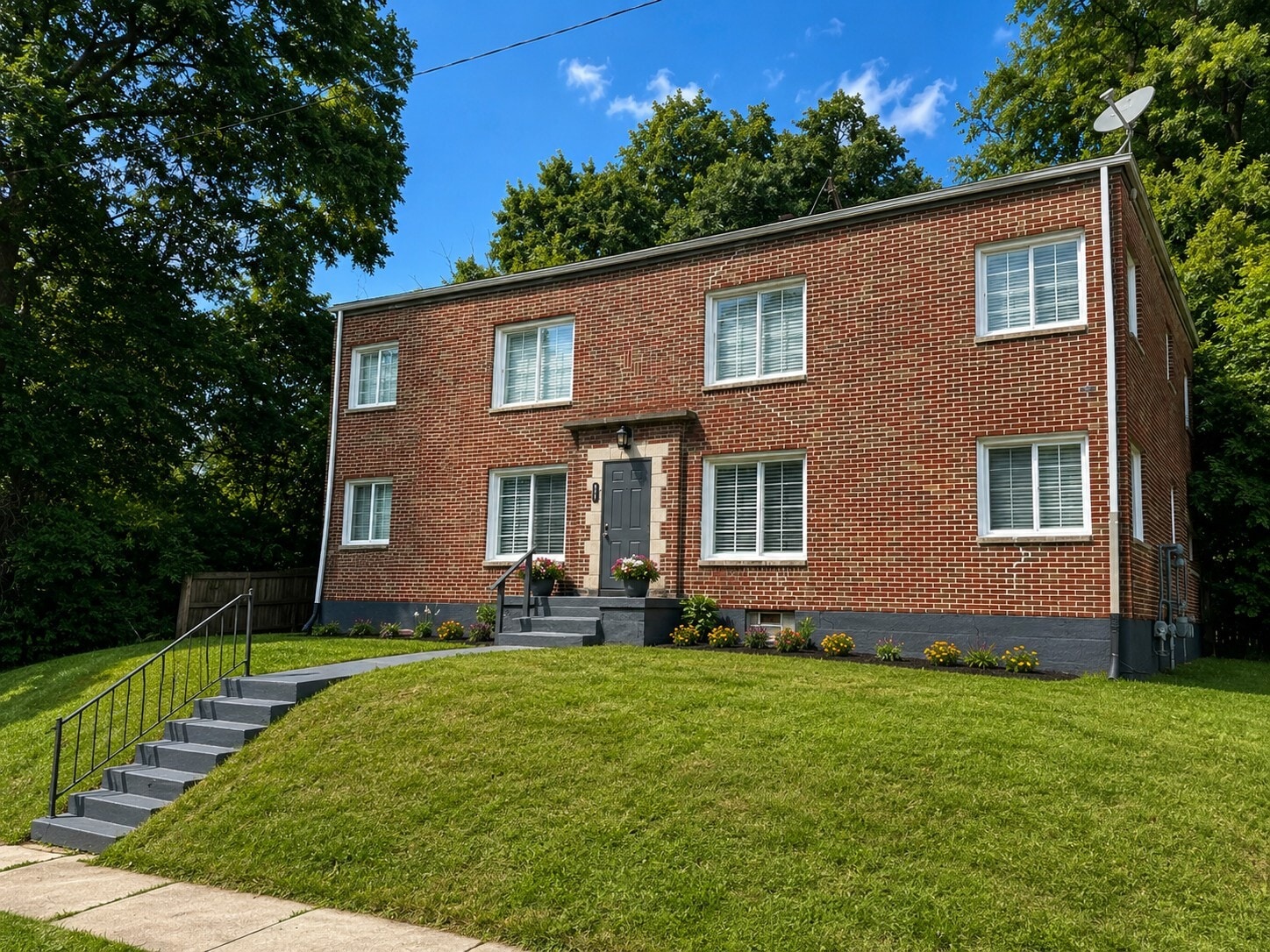 311 Maplewood Ave., Dayton, OH for sale Primary Photo- Image 1 of 14