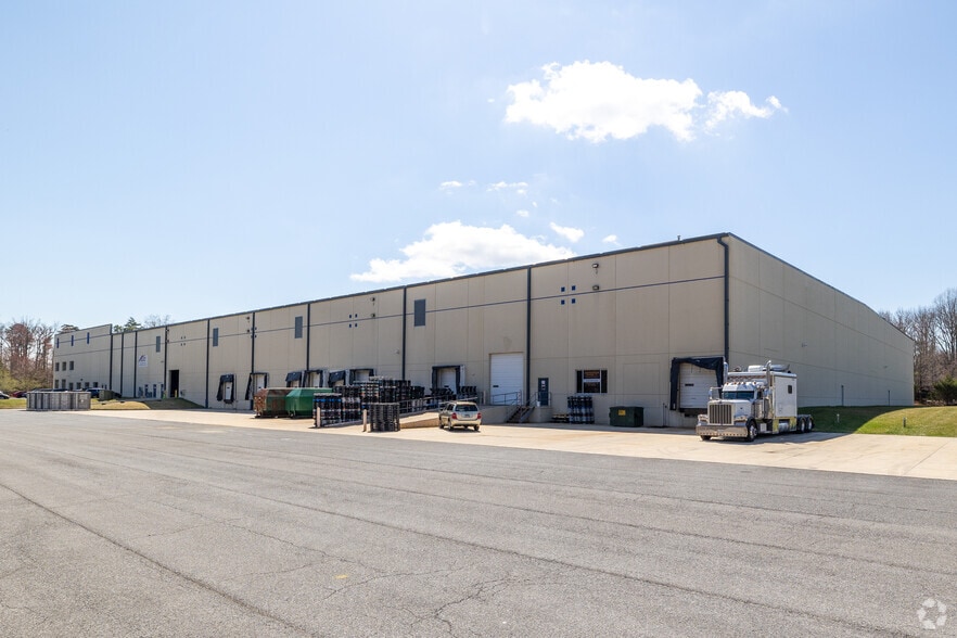 1200 Bengies Rd, Middle River, MD for lease - Building Photo - Image 2 of 4