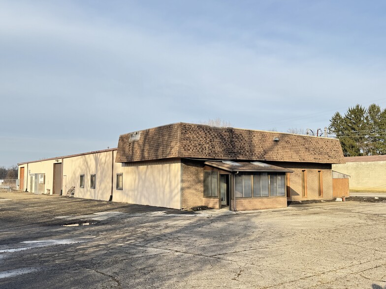 535 E Turkeyfoot Lake Rd, Akron, OH for sale - Building Photo - Image 1 of 6
