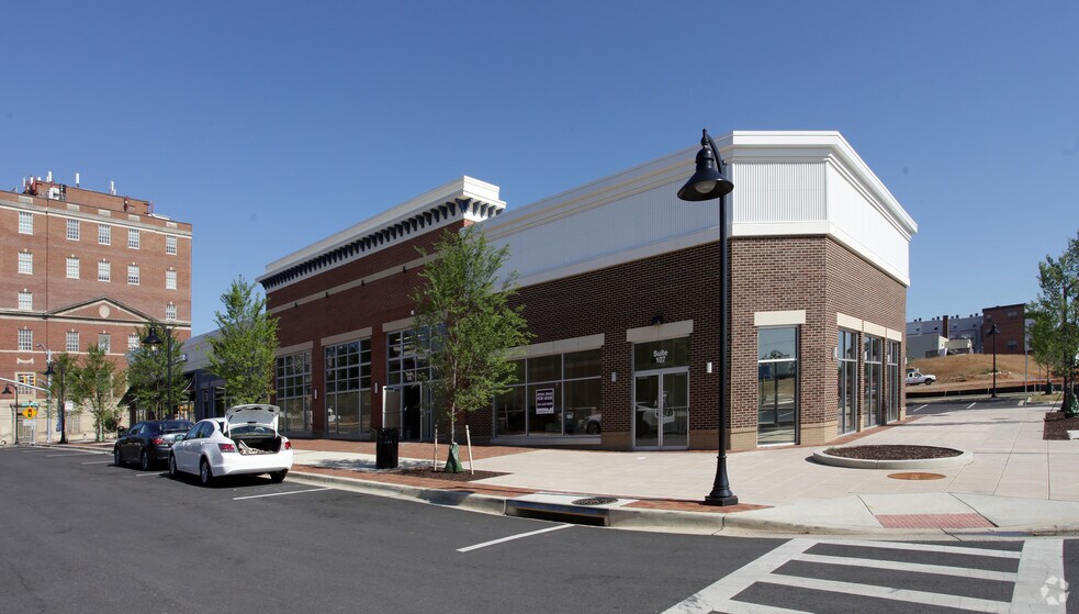 5501 Baltimore Ave, Hyattsville, MD à louer - Photo du bâtiment - Image 3 de 4
