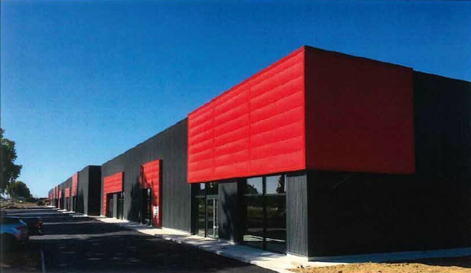 Route Métropolitaine 20, Saint-Jory for lease Building Photo- Image 1 of 6