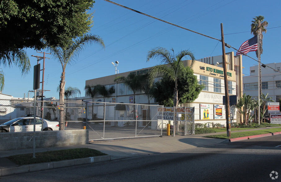 5608 Soto St, Huntington Park, CA for lease - Building Photo - Image 2 of 39