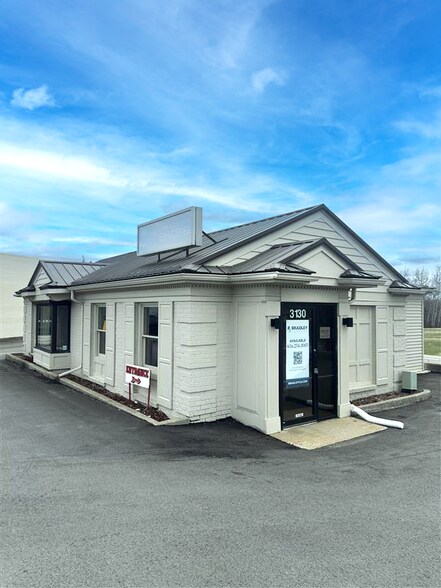 3140-3176 Plainfield Ave NE, Grand Rapids, MI à louer - Photo du bâtiment - Image 2 de 10