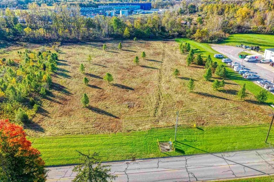 W Auburn Dr, Auburn, IN for sale - Aerial - Image 1 of 1