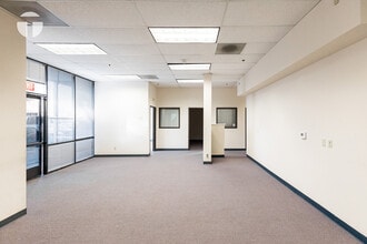 819 Striker Ave, Sacramento, CA for lease Interior Photo- Image 2 of 10