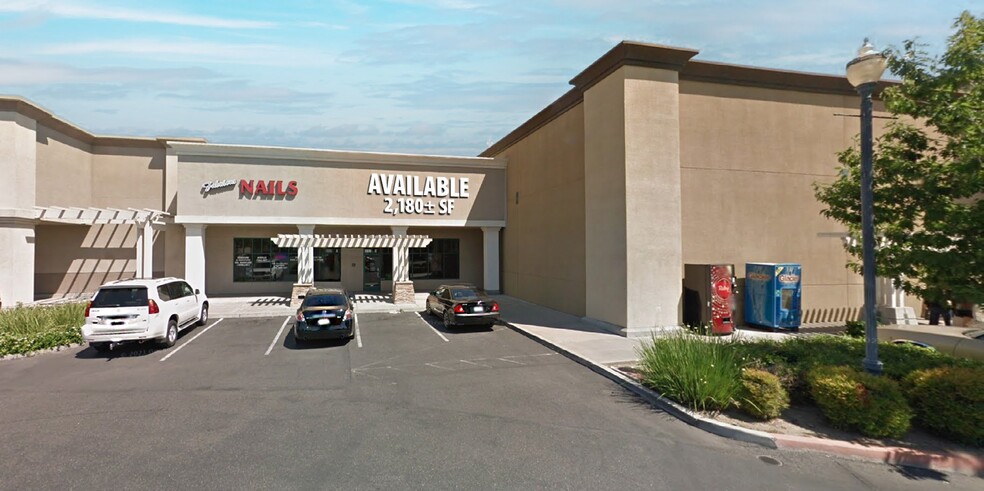 1550 E F St, Oakdale, CA for lease - Primary Photo - Image 2 of 3