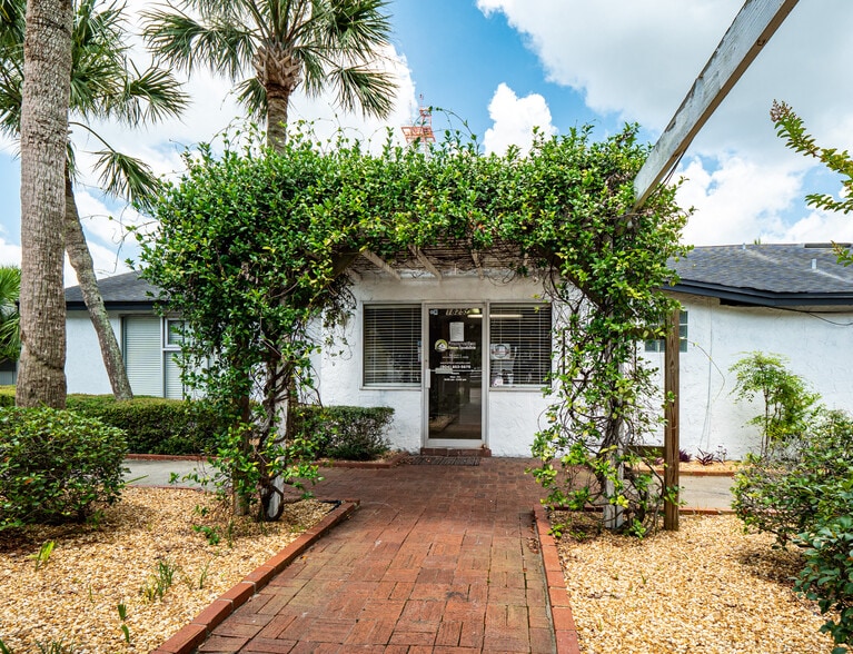 1817-1835 N 3rd St, Jacksonville Beach, FL for lease - Building Photo - Image 3 of 11