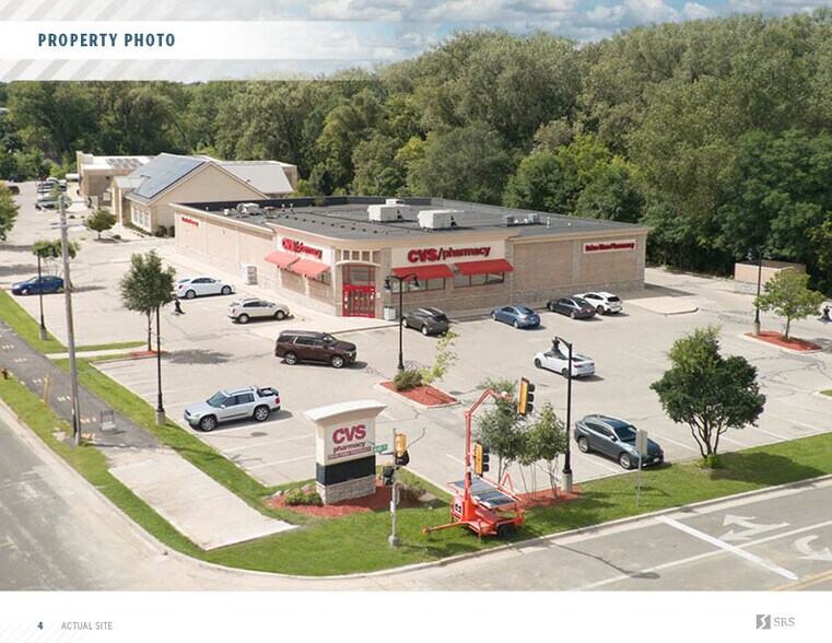 6210 Century Ave, Middleton, WI à vendre - Photo du bâtiment - Image 3 de 9