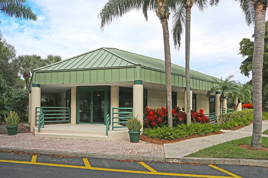 491 Northpoint Pky, West Palm Beach, FL à louer - Photo principale - Image 1 de 9