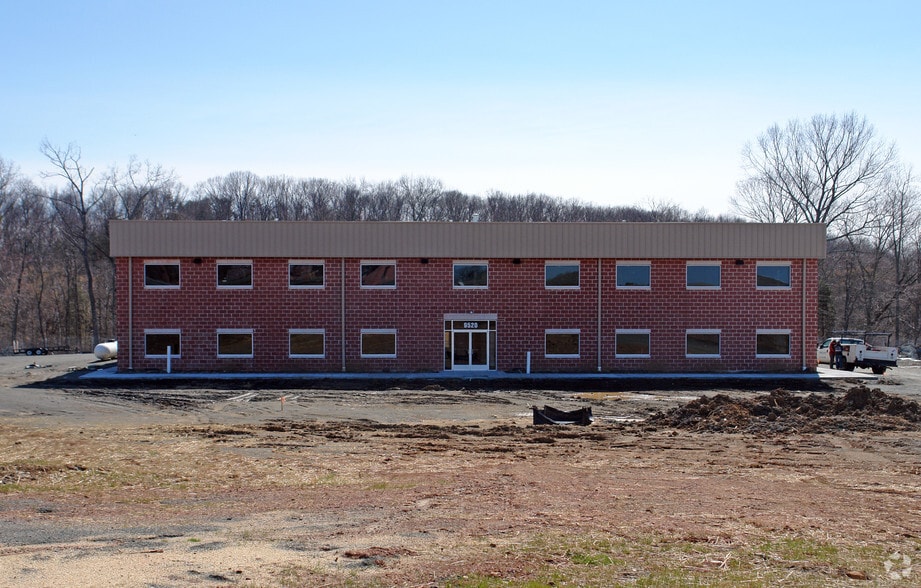 9520 Contractors Ct, Manassas, VA for lease - Building Photo - Image 3 of 4