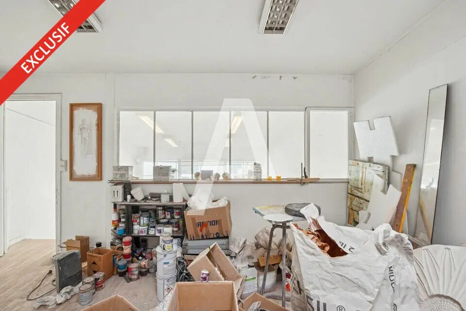 Local d'activités dans Le Kremlin-Bicêtre à vendre Photo intérieure- Image 1 de 9