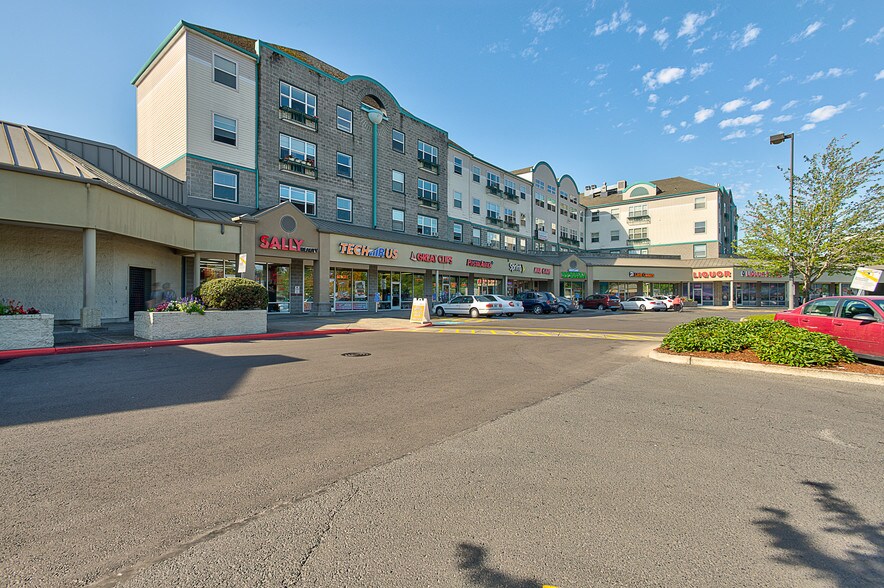 11930 NE Glisan St, Portland, OR for lease - Building Photo - Image 2 of 17