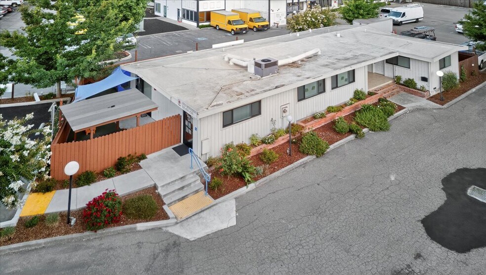 2120 Omega Rd, San Ramon, CA à vendre - Photo du bâtiment - Image 2 de 37