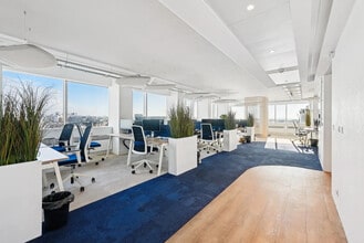 207 Rue De Bercy, Paris for lease Building Photo- Image 2 of 8