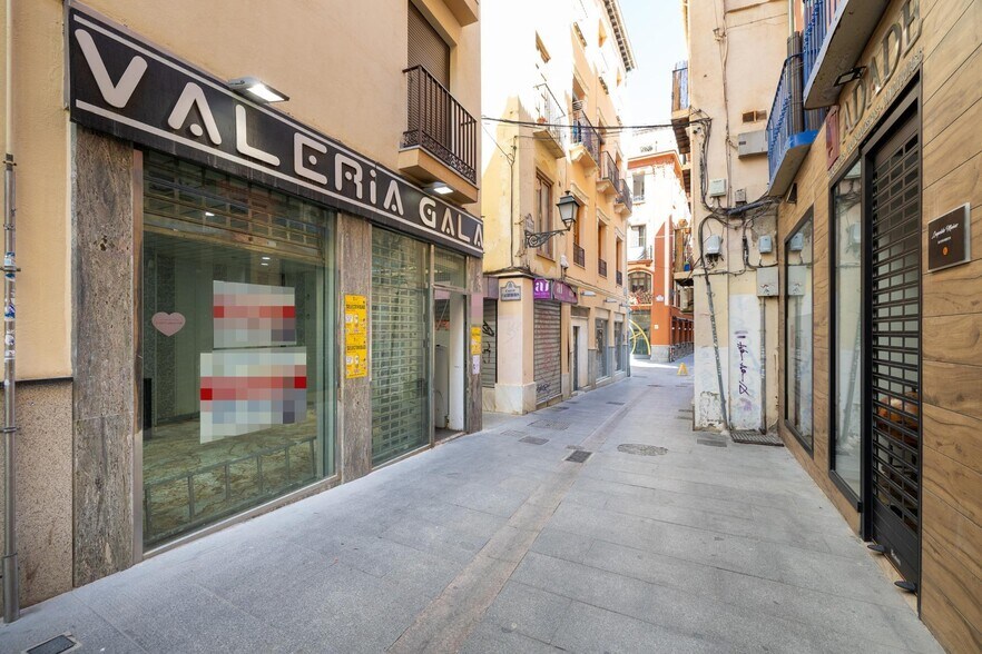 Calle Cerrajeros, 1, Granada, Granada à vendre - Photo du bâtiment - Image 2 de 22