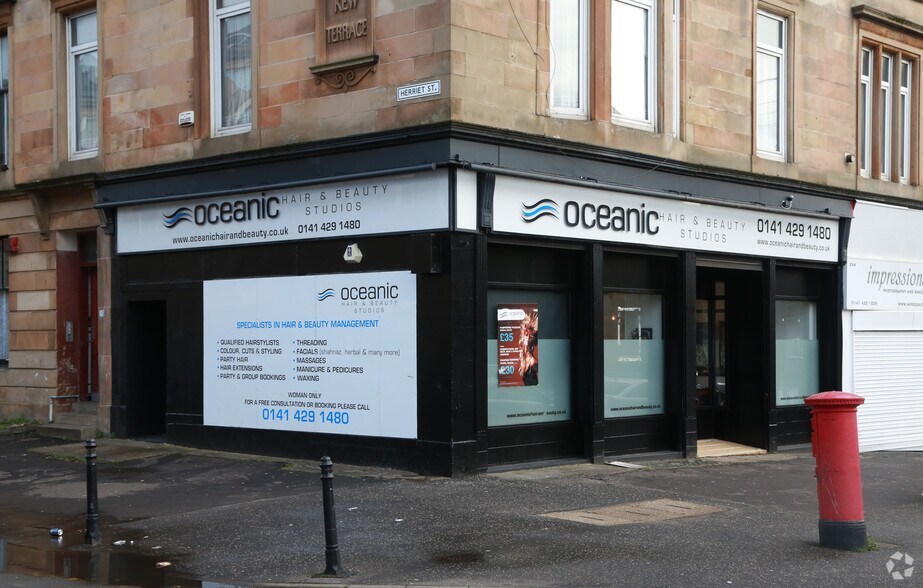 254-258 Albert Dr, Glasgow à louer - Photo du bâtiment - Image 3 de 13