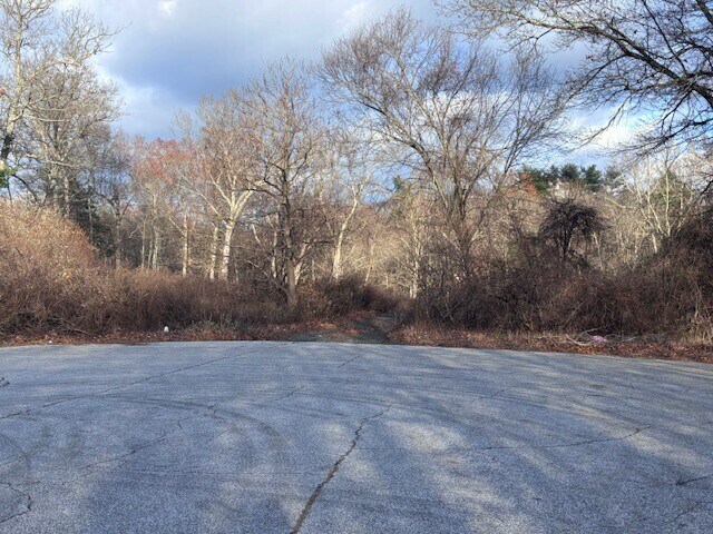 24 Commerce Dr, Monroe, CT for sale Building Photo- Image 1 of 5