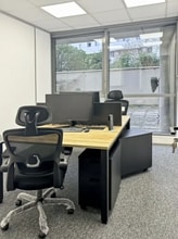 6-20 Rue Jacques Daguerre, Rueil-Malmaison for lease Interior Photo- Image 1 of 7