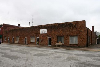 Plus de détails pour 217 W 6th St, Connersville, IN - Commerce de détail à vendre