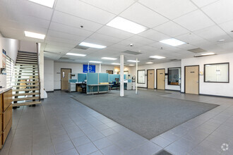 3146 S Chestnut Ave, Fresno, CA for lease Interior Photo- Image 2 of 13