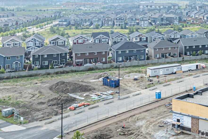 3403 153rd Ave NW, Edmonton, AB à vendre - Photo principale - Image 1 de 1