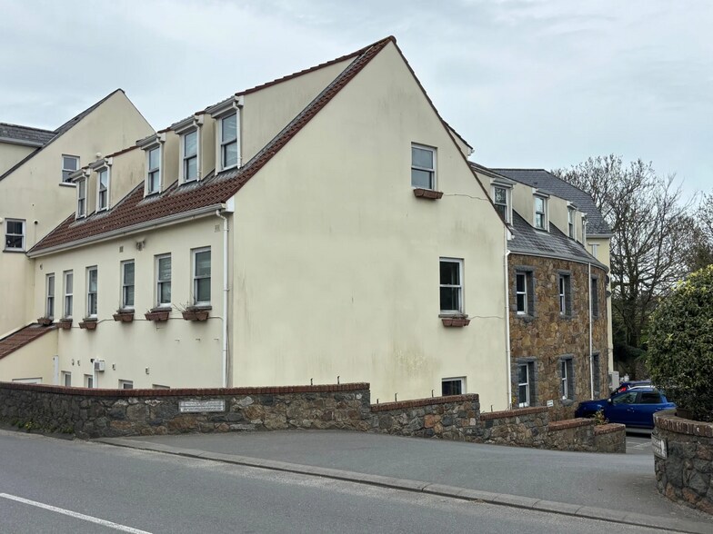 La Route Des Camps, Guernsey à louer - Photo du bâtiment - Image 2 de 9