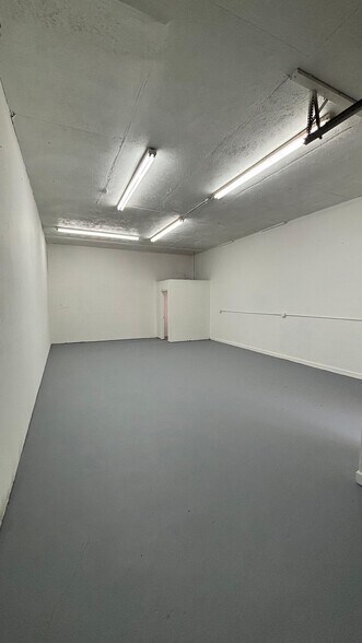 701 NE 1st Ave, Pompano Beach, FL à louer - Photo du bâtiment - Image 2 de 6