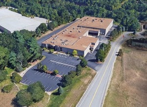 10 Iron Horse Dr, Bedford, NH - AERIAL  map view