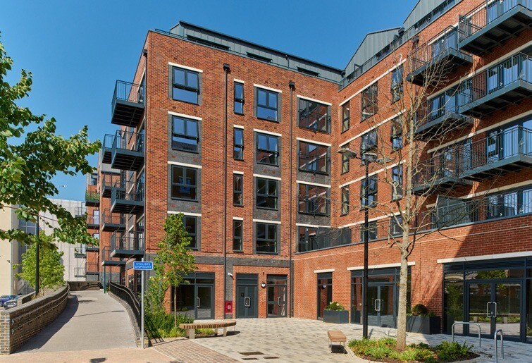 12 Market St, Newbury à louer - Photo du bâtiment - Image 3 de 5