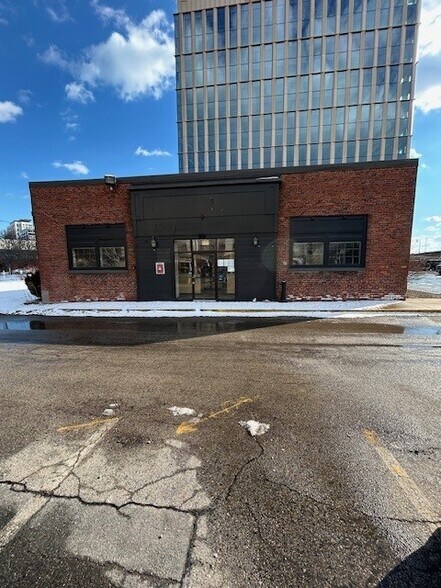 96 Middlesex Ave, Somerville, MA for lease - Building Photo - Image 2 of 8