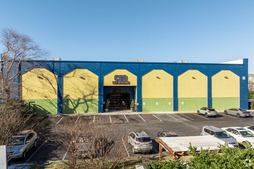 900 Granby St, Norfolk, VA à louer - Photo du bâtiment - Image 3 de 29