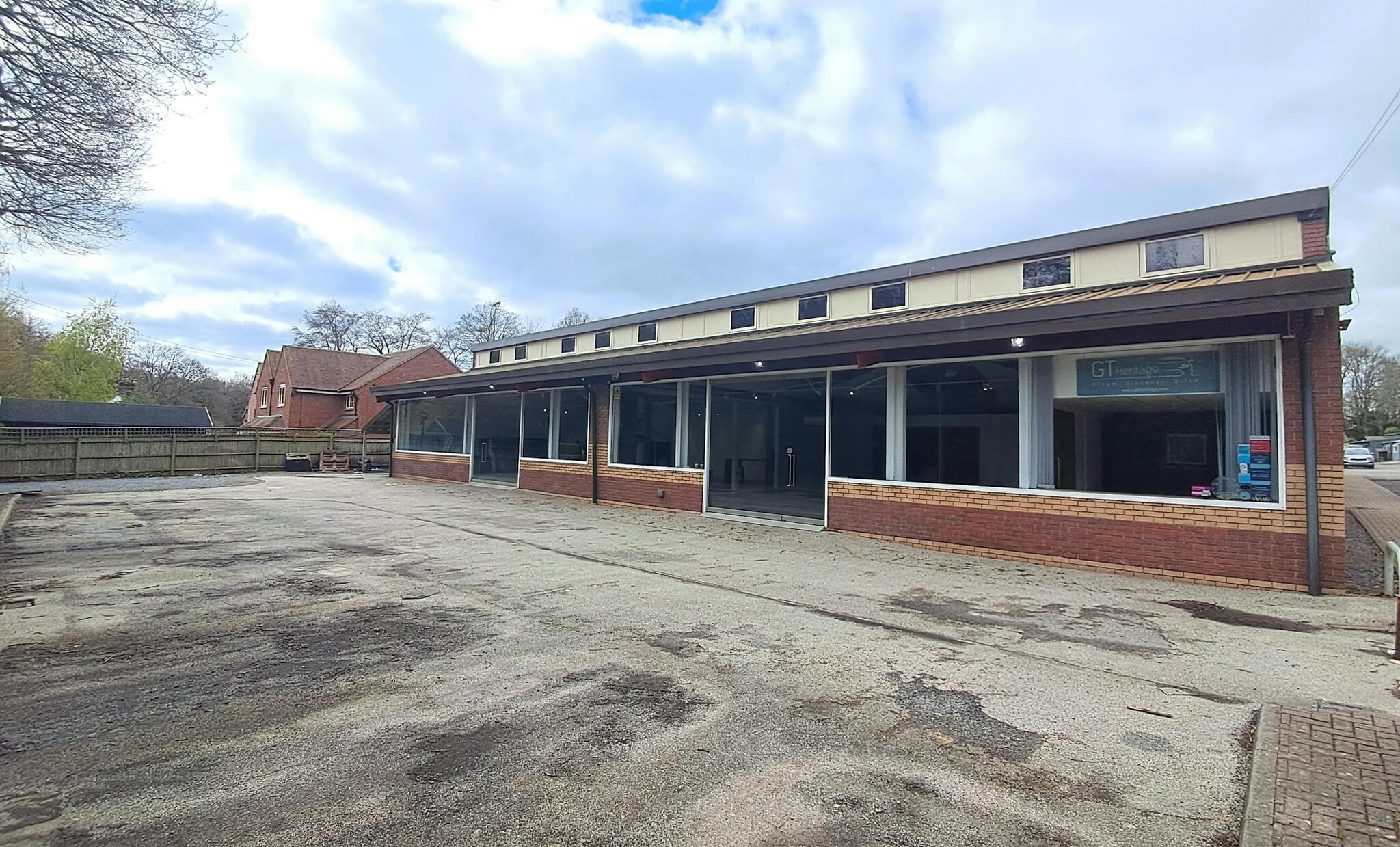 Busgrove Ln, Stoke Row for lease Building Photo- Image 1 of 1