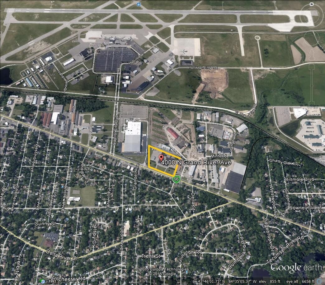 4000 N Grand River Ave, Lansing, MI à louer Photo du bâtiment- Image 1 de 4