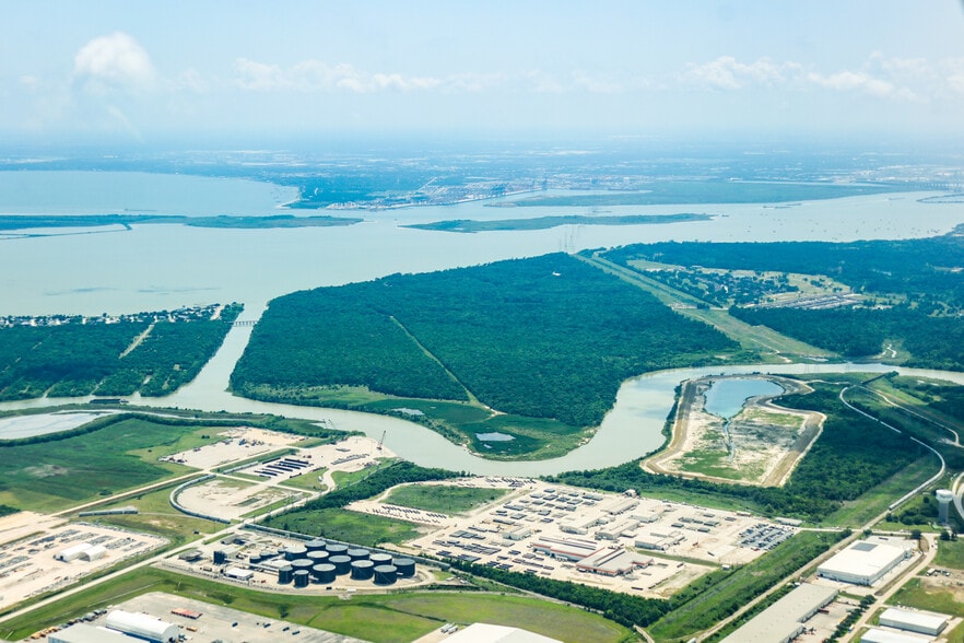 0 Tri City Beach rd, Baytown, TX for sale - Building Photo - Image 3 of 4