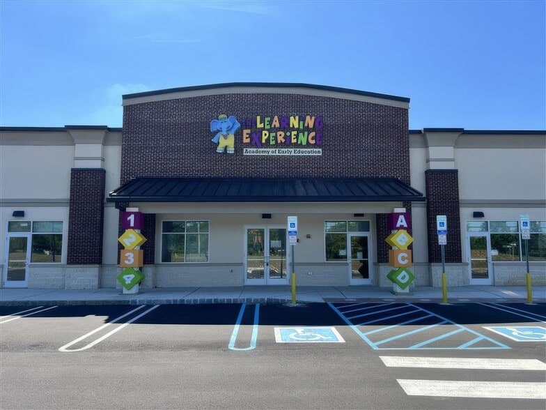 400 K Johnson Blvd, Bordentown, NJ for sale - Building Photo - Image 3 of 5