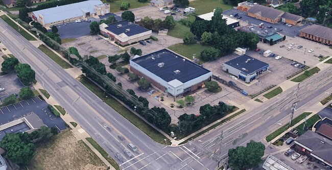 Plus de détails pour 1320 E Stroop Rd, Kettering, OH - Commerce de détail à vendre