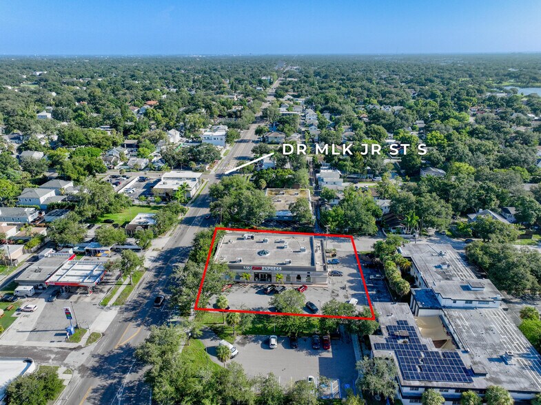 1033 Dr M L King St N, Saint Petersburg, FL à vendre - Photo du bâtiment - Image 3 de 49