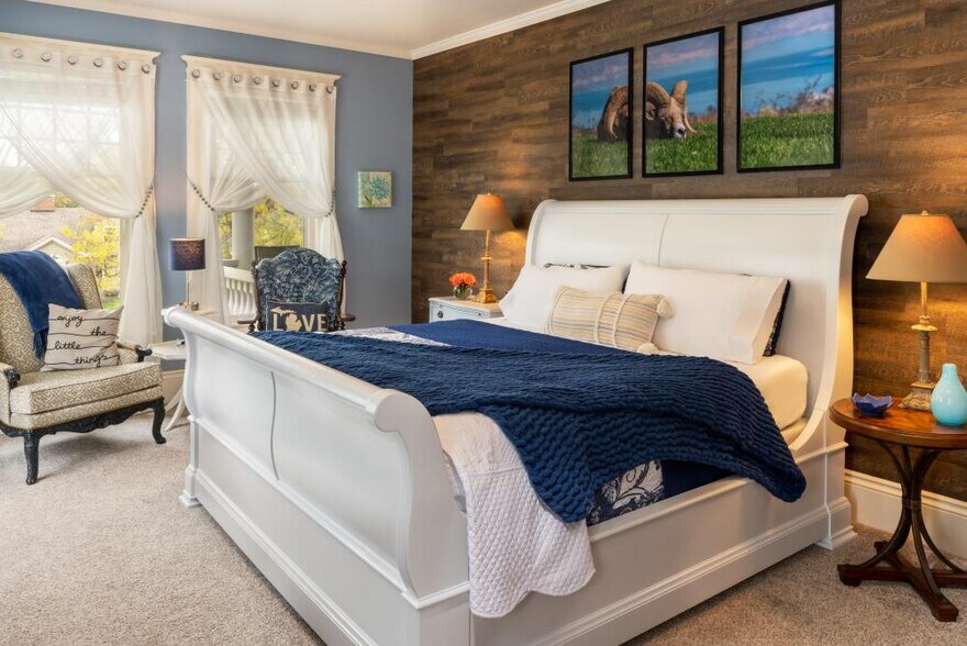 506 S Oakland St, Saint Johns, MI à vendre - Photo du bâtiment - Image 2 de 12