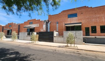 926 E Jackson St, Phoenix AZ - Entrepôt