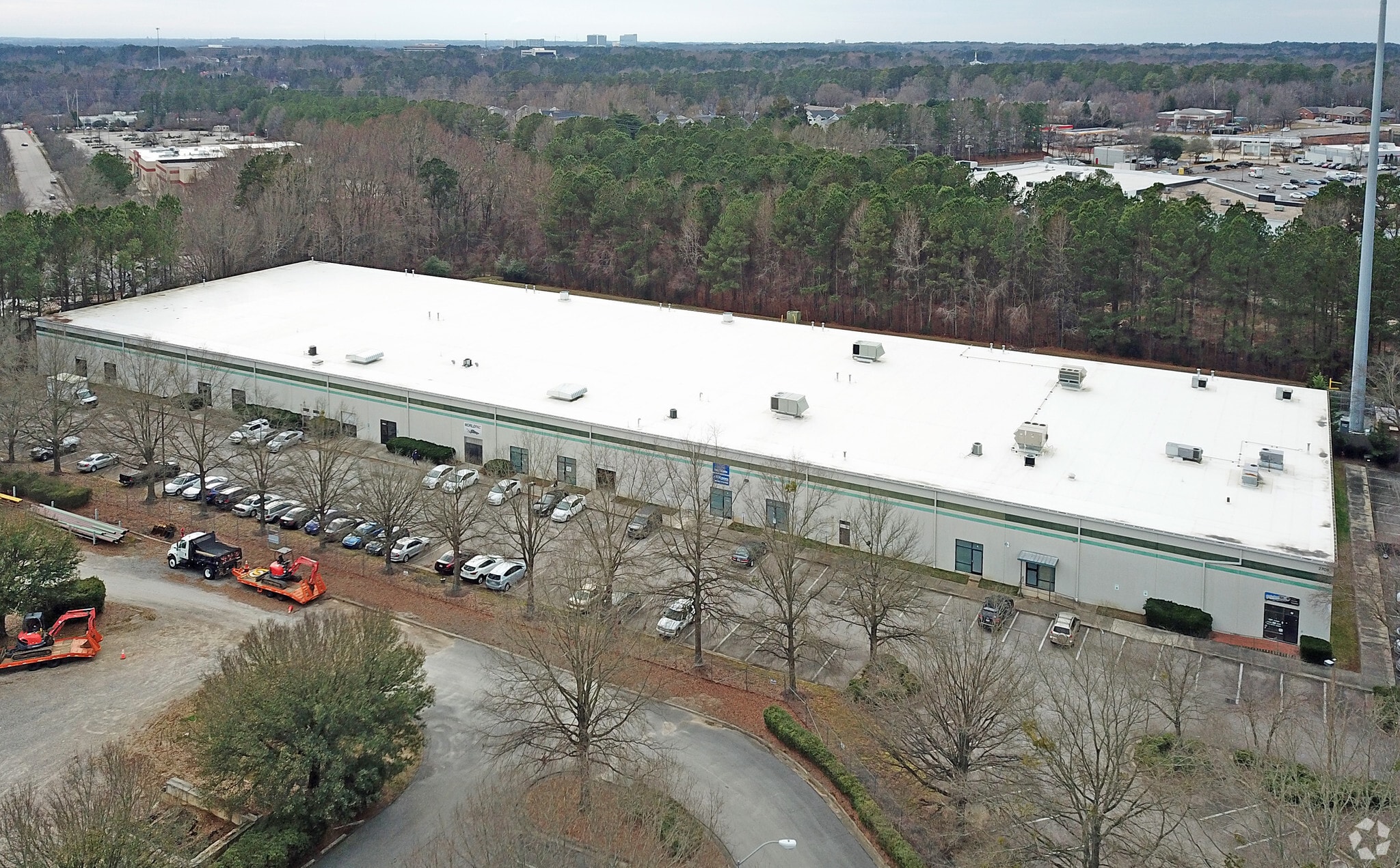 2708 Discovery Dr, Raleigh, NC for lease Primary Photo- Image 1 of 7