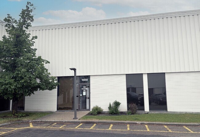 More details for 16630-16678 114th Ave, Edmonton, AB - Industrial for Lease