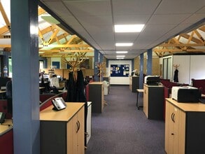 Thorpe Rd, Peterborough à vendre Photo du bâtiment- Image 2 de 5