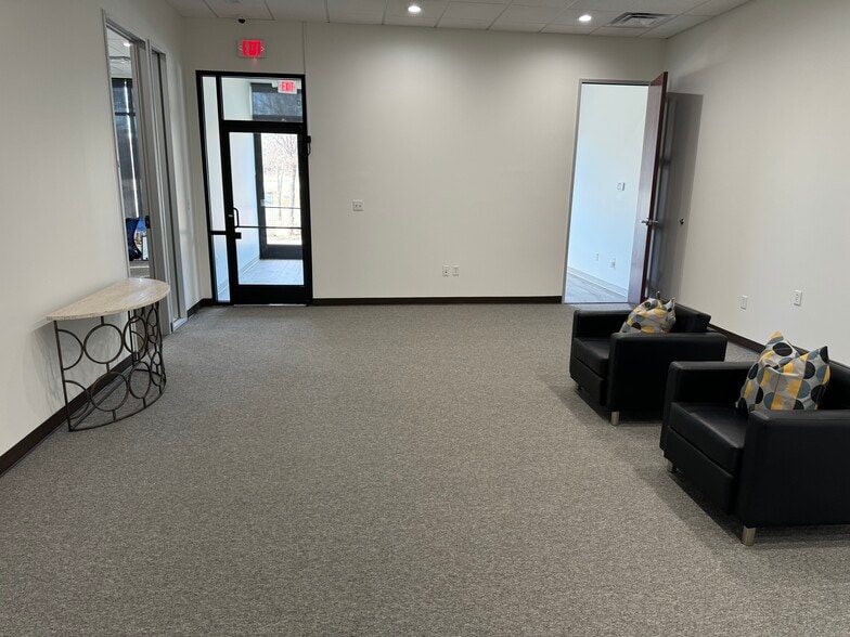 2300 Dean Way, Southlake, TX for lease - Interior Photo - Image 2 of 28