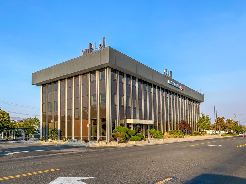 600 E Williams St, Carson City, NV for lease - Building Photo - Image 2 of 6