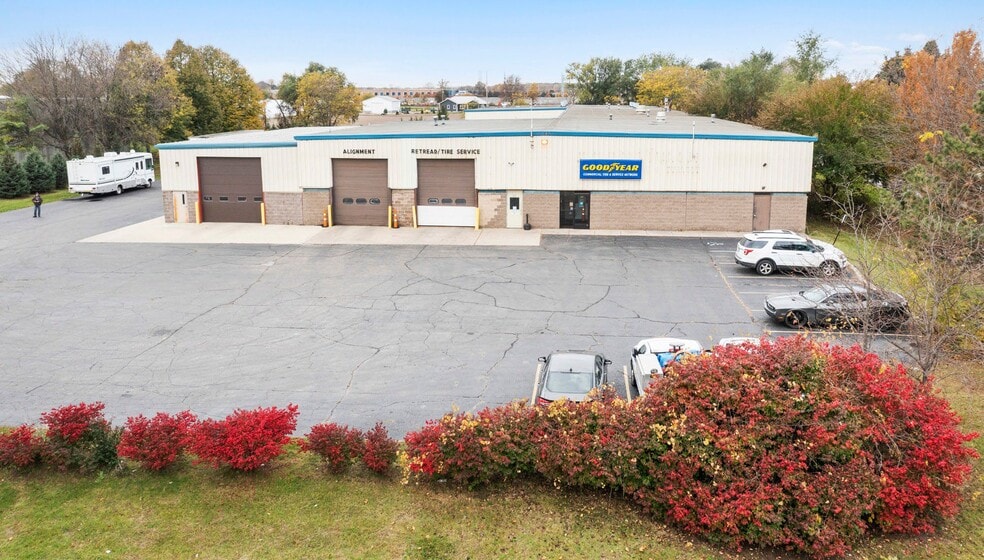 8881 Samuel Barton Dr, Belleville, MI for sale - Building Photo - Image 3 of 5
