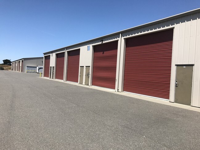 Plus de détails pour 100 Airport Rd, Fortuna, CA - Industriel à louer