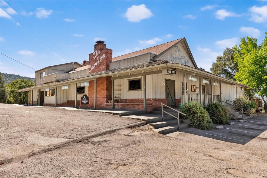 42155 Highway 41, Oakhurst, CA for sale - Building Photo - Image 1 of 15