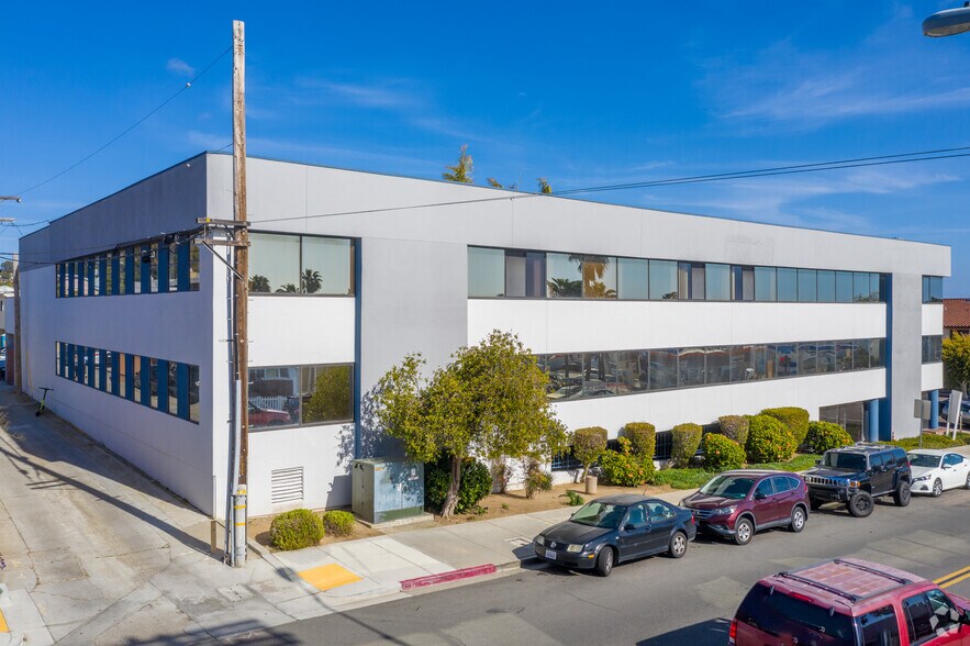 1010 Turquoise St, San Diego, CA à louer - Photo du bâtiment - Image 3 de 4