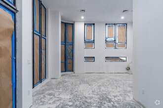 2360 Bedford Ave, Brooklyn, NY à louer Photo intérieure- Image 2 de 5